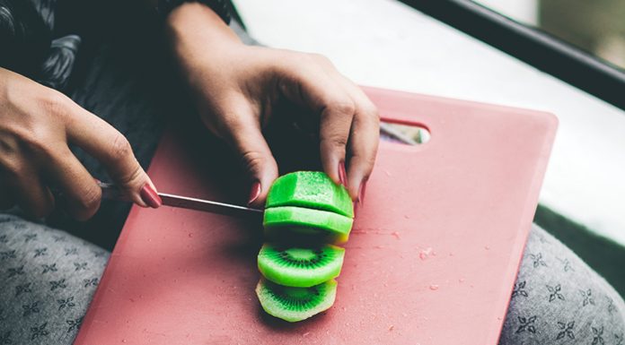 Can You Eat Kiwi Fruit Skin? Benefits, Precautions can you eat kiwi fruit skin