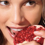 eating pomegranates seeds side effects