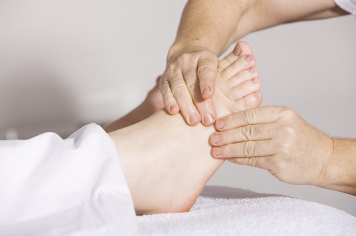 reasons and treatments for pain on top of foot