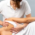 sharp stabbing pain under right shoulder blade