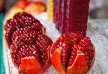 how to eat pomegranate