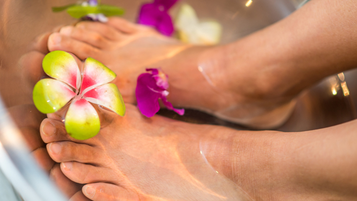 warm bath for feet