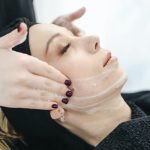 advantages of facial shaving for women